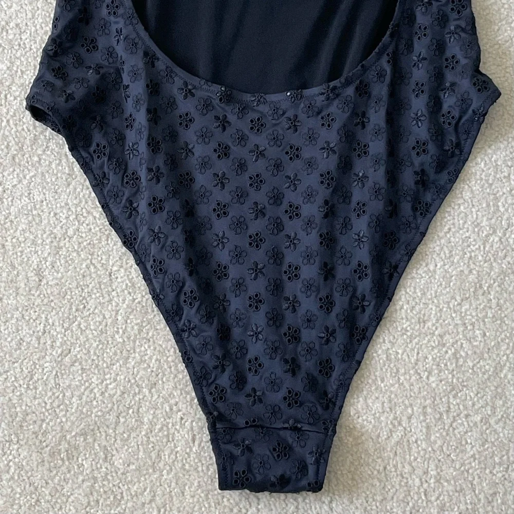 New! Pink x Frankie’s Bikini’s Francis one piece eyelet Swimsuit 54075